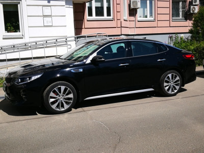 KIA Optima Черный
