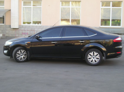 Ford Mondeo Черный