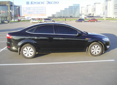 Ford Mondeo Черный