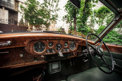 Rolls Royce Phantom Белый
