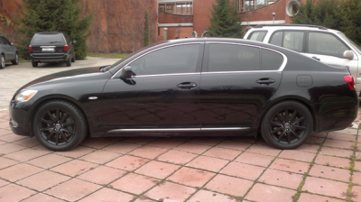 Lexus GS Черный