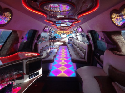 Cadillaс Escalade Белый