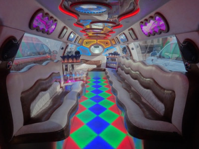 Cadillaс Escalade Белый
