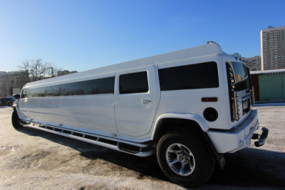 Hummer H2 - 26 мест Белый