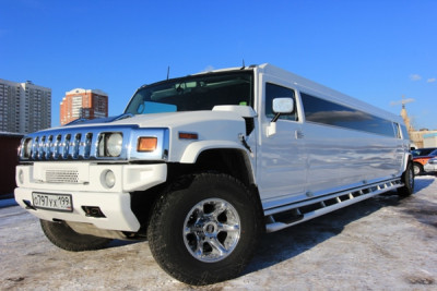 Hummer H2 - 26 мест Белый