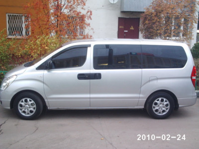 Hyundai Grand Starex Серебристый